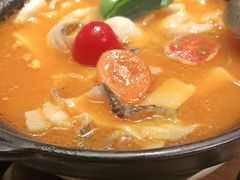 -云海肴·汽锅鸡·云南菜(天山百盛优客店)