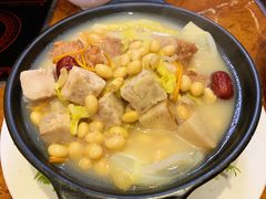 素四喜丸子-慈心素食馆(绳金塔店)