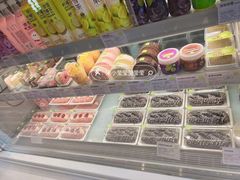 -奈雪的茶(百盛店)