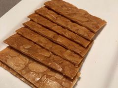 杏仁脆片-荣轩(新荣记环球金融中心店)