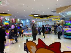 -多多淘儿童体验中心(重庆来福士店)