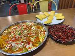 -邱金小炒·30 年盐帮江湖菜(自贡店)