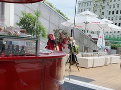 -UNI UNI(环亚凯瑟琳店)