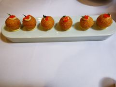 黑松露脆炸虾球-山泉公馆酒家(珠江新城店)