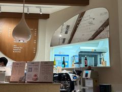 -VERIE BAKEHOUSE