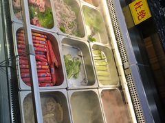 自助取餐区-名扬煮艺肥牛自助火锅(东平店)