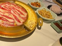 澳洲牛五花-猪啊牛呀羊啊铜盘烤肉(正大广场店)