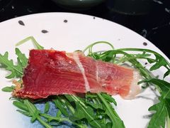 -淡尾·海鲜自助概念餐厅(虹桥南丰城店)