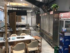大堂-屋头串串(新街里店)