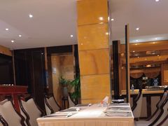 -上海皇廷花园酒店·西餐厅·自助餐