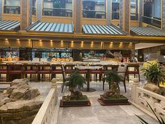 -舜耕山庄四时万和自助餐厅