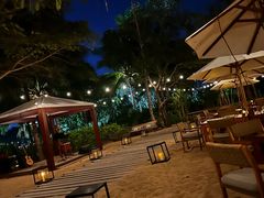 -三亚艾迪逊酒店·海滩烧烤 BARBACOA·现场乐队·浪漫晚餐·烧烤海鲜
