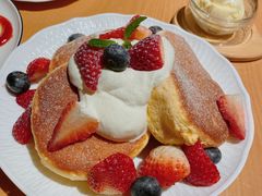 草莓舒芙蕾松饼-WOKKA by艮上(中海环宇荟店)
