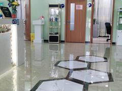 -茂菊口腔连锁(浦东南路店)