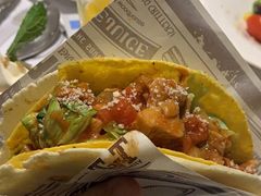 墨西哥烤鸡肉沙拉和玉米脆饼-Deer Park鹿园西餐(仁恒置地广场店)