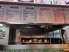 -明姨仔潮汕美食·碳炉猪脚·汕尾牛腩饭·起片鸡煲(起义路店)