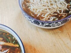 -镇南锅盖面馆(解放路店)