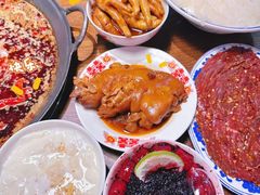 -萍姐火锅·公路夜市(武汉首店)