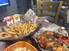 -BHC炸鸡(明洞总店)