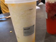 满杯金菠萝-喜茶(上海兴业太古汇店)