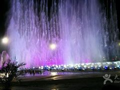-东港音乐喷泉广场