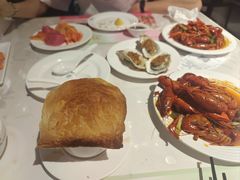 -四海一家自助餐(益田假日广场店)