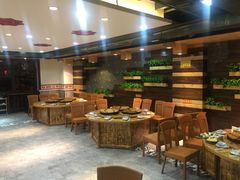 -老关东铁锅炖(上游街店)