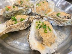蒜蓉粉丝整生蚝-飞尝蚝·顺德菜·鱼生(顺德总店)