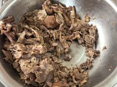 -北关桥老吨熏肉