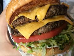 -The Habit Burger Grill 哈比特汉堡(爱琴海店)