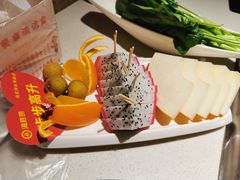 -海底捞火锅鲜切牛肉主题店(长寿路店)