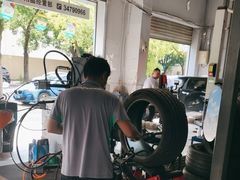 -捷之洁·米其林轮胎汽车维修保养(浦江镇江月路店)