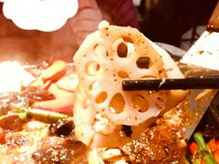 -江边城外烤全鱼(世茂广场店)