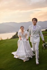 -乐派诗婚纱摄影