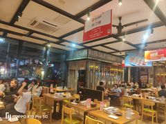 -华府九号海鲜烧烤大排档(龙域店)