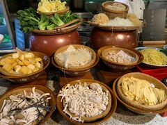 -松山湖凯悦酒店·Café自助餐厅·周末火舞秀表演