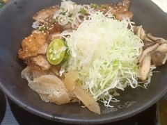 盐烤鸡腿肉-町门烤肉拌饭专门店(新天地店)