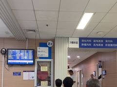 -东方医院南院-停车场