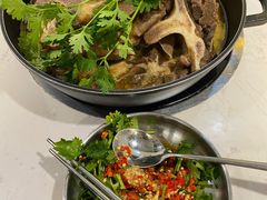 -运气牛自助酱大骨火锅(南京东路店)