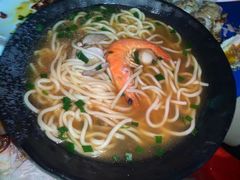 -老东镇啤酒屋海鲜加工·蒸汽海鲜·海鲜烧烤(台东店)