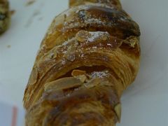 杏仁羊角-西点坊(浦东香格里拉店)