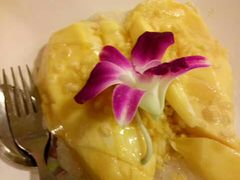 -J Daeng Seafood