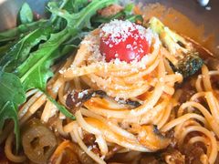 牛肉辣油意面-I HOLIC艾豪丽披萨(KKone店)