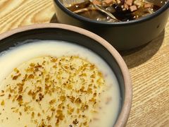 -叁煨蹄花·下饭盐帮菜(人民广场店)