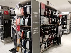 -优衣库(沈阳奥体万达广场店)
