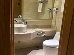 -维也纳酒店(重庆西站巴国城店)