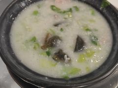 生滚皮蛋瘦肉粥-盈田盈粥庄(博山东路店)