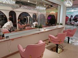 -BULB STUDIO 巴柏明星发型工作室