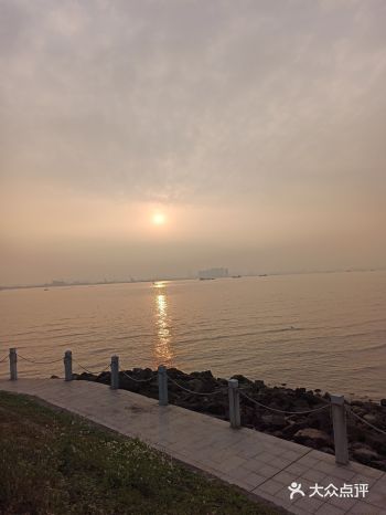 海鸥岛露营游记         和小伙伴从大学城骑车