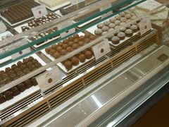 -VENCHI 闻绮(上海佛罗伦萨小镇店)